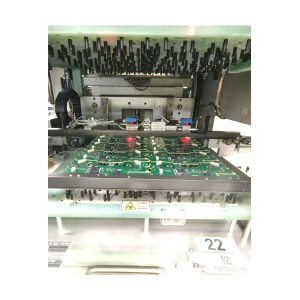 automatizēta sērijveida mikrokontrolleru programmaparatūras programmēšana